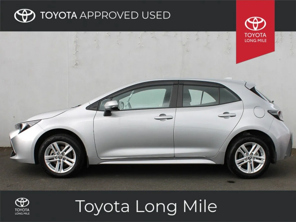 Toyota Corolla 1.8 Hybrid Luna 5dr - Image 3