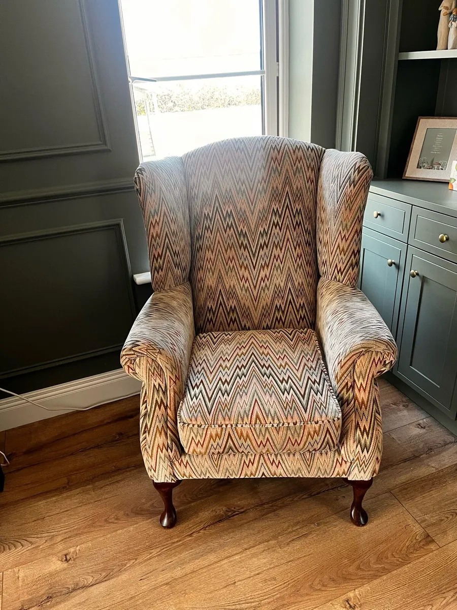 Queen Ann arm chair - Image 1