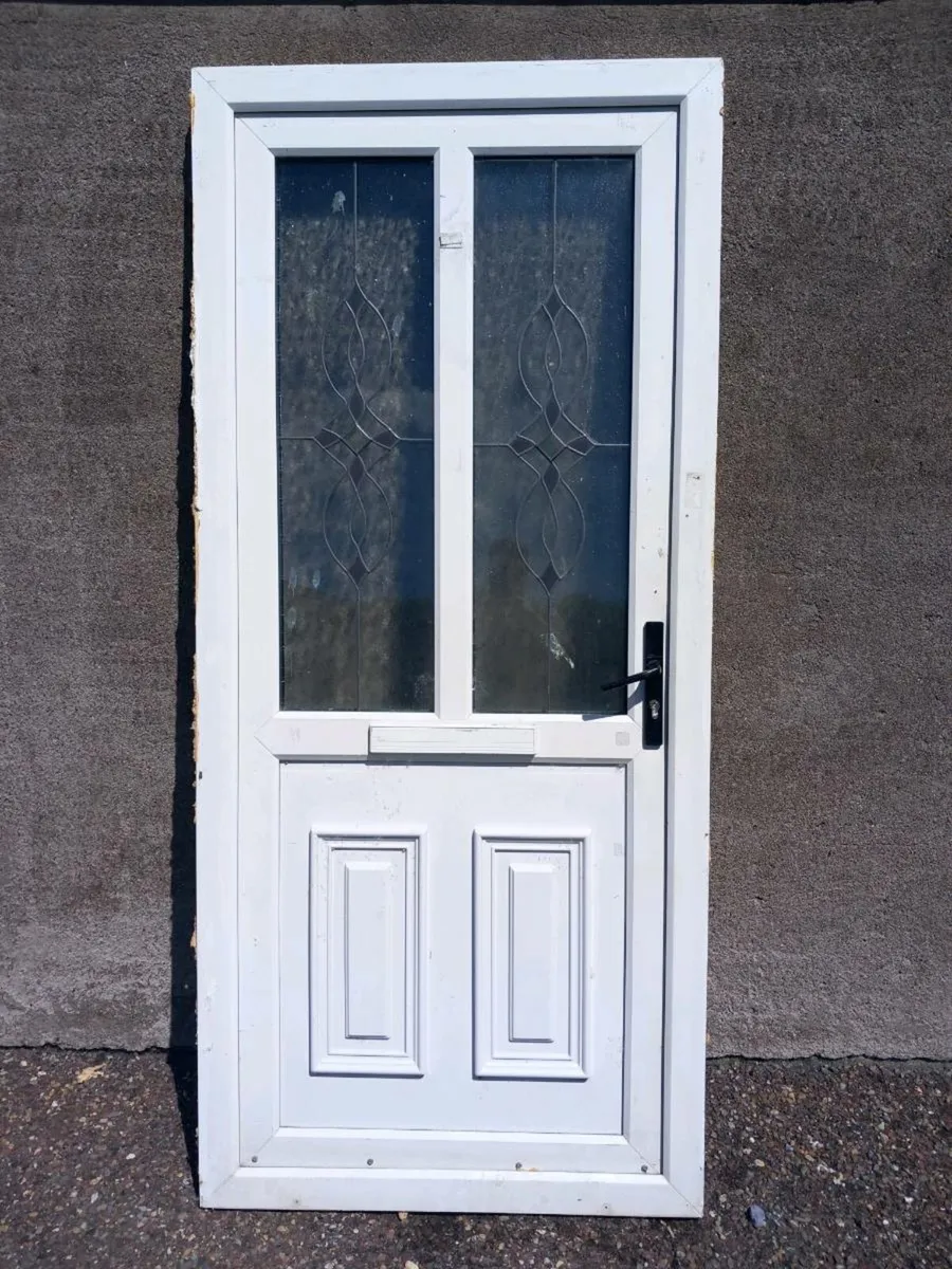 Pvc door and frame two keys - Image 2