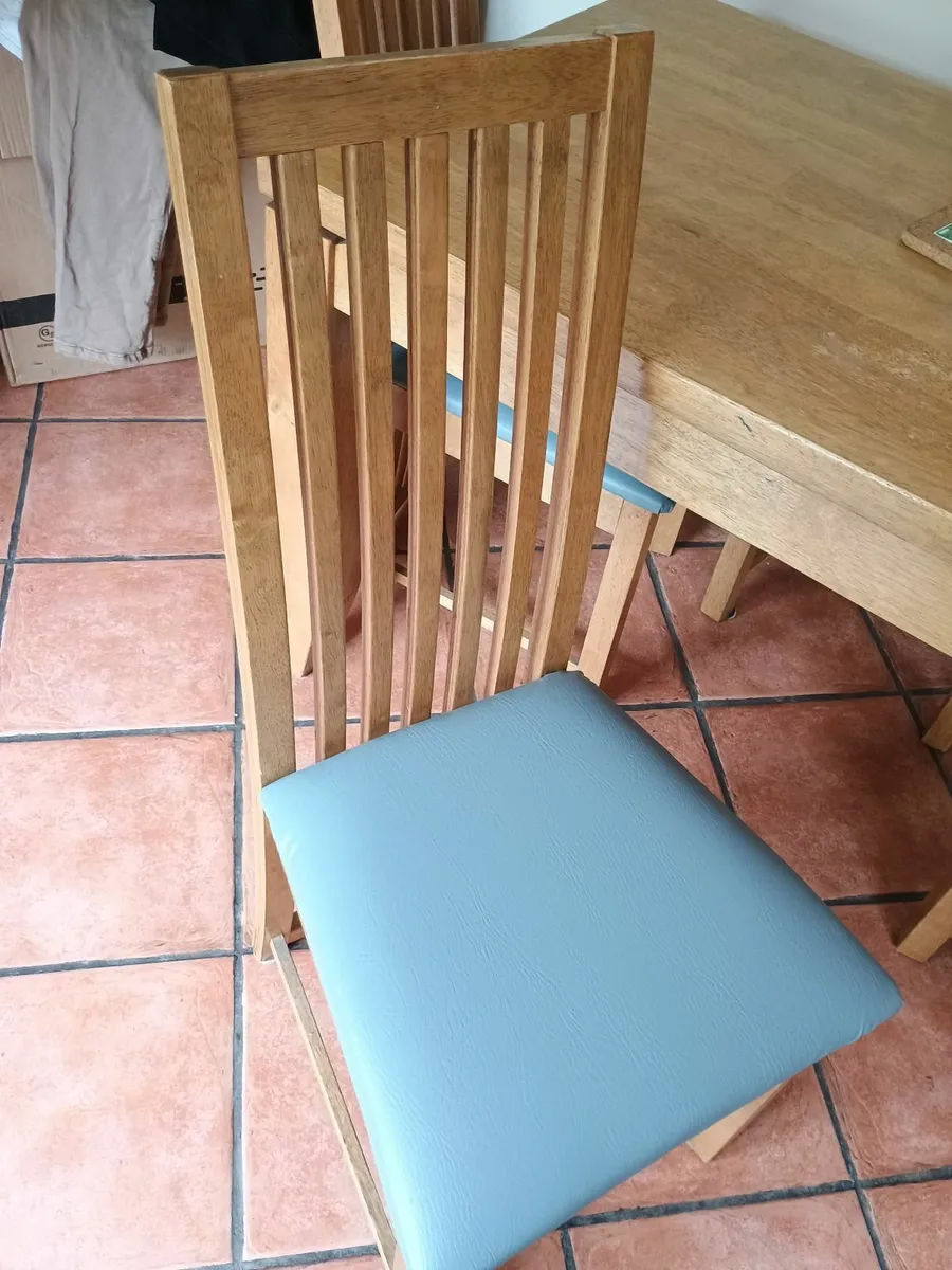 Dining Table and 4 Chairs - Image 3