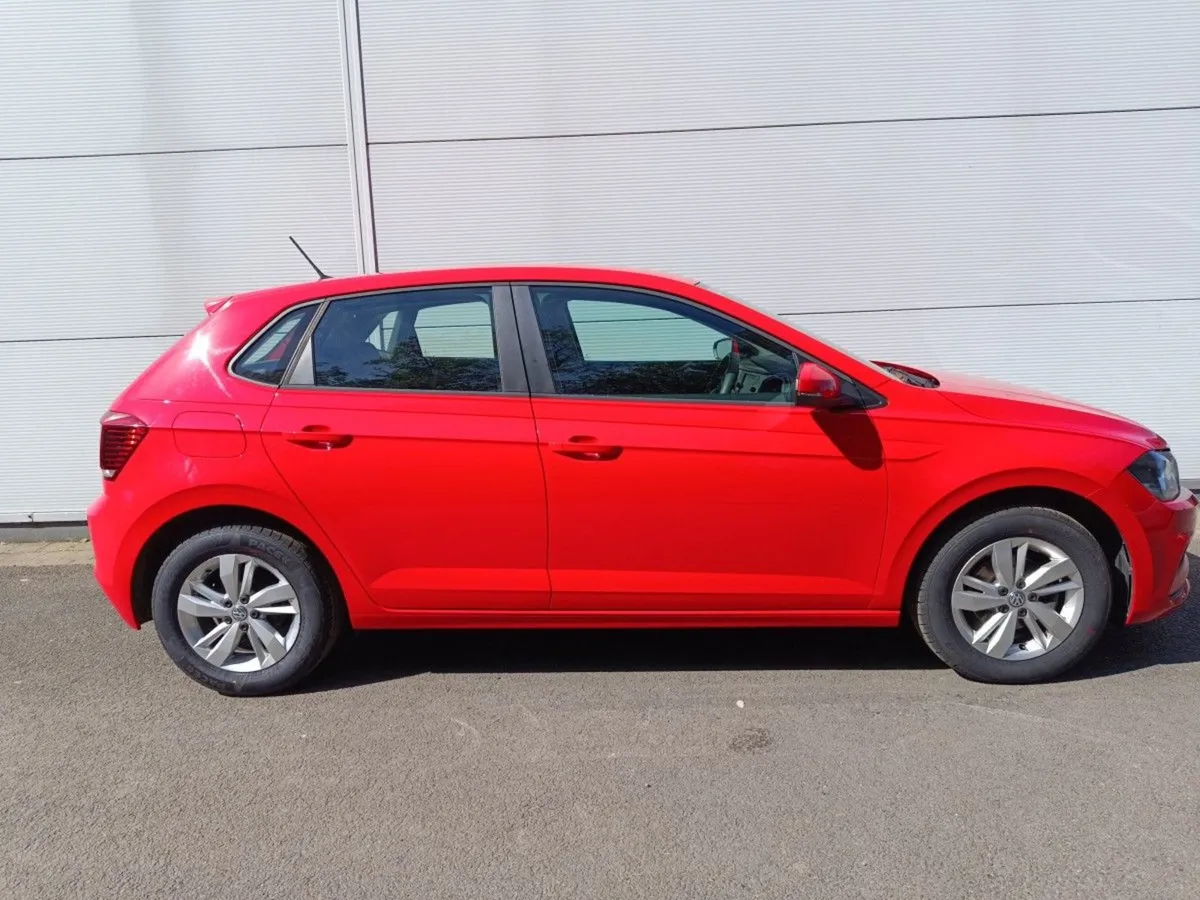 Volkswagen Polo 1.0 TSI 80hp Trendline - Image 2
