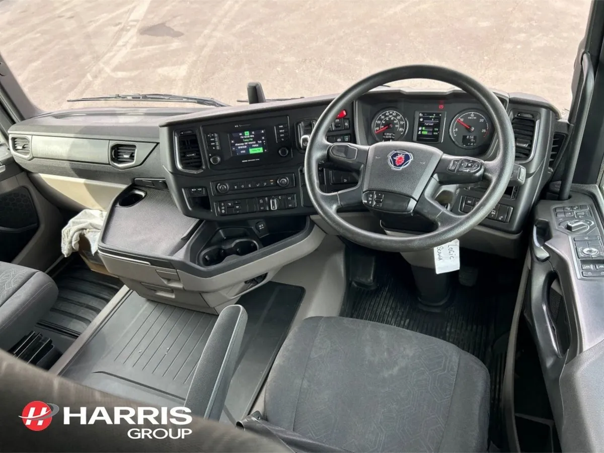 Scania R Series R450 6x2 Tractor Unit - Image 2