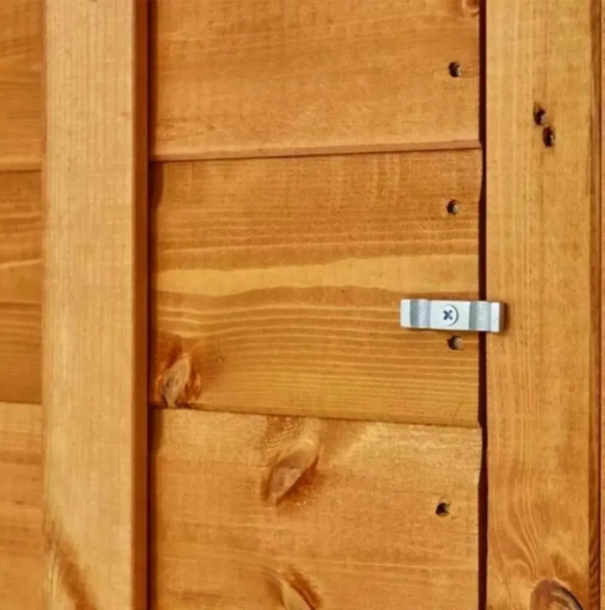 8x6 Deluxe Timber Apex Garden Sheds. Free Delivery - Image 4
