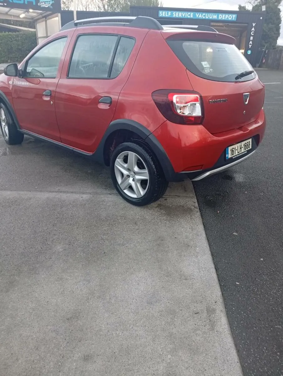 Dacia sandero stepway 1.5dci. One owner from new - Image 2
