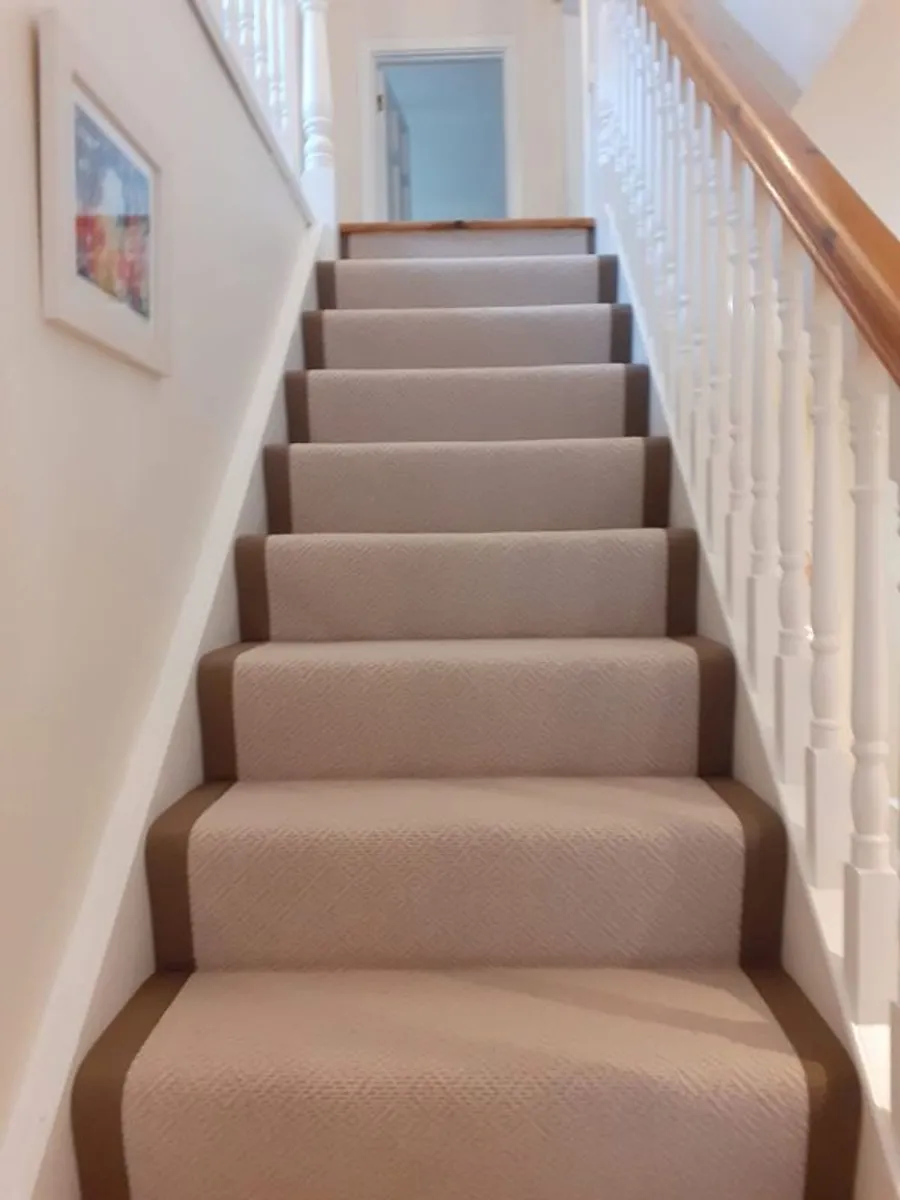 Fitted carpets - Image 1