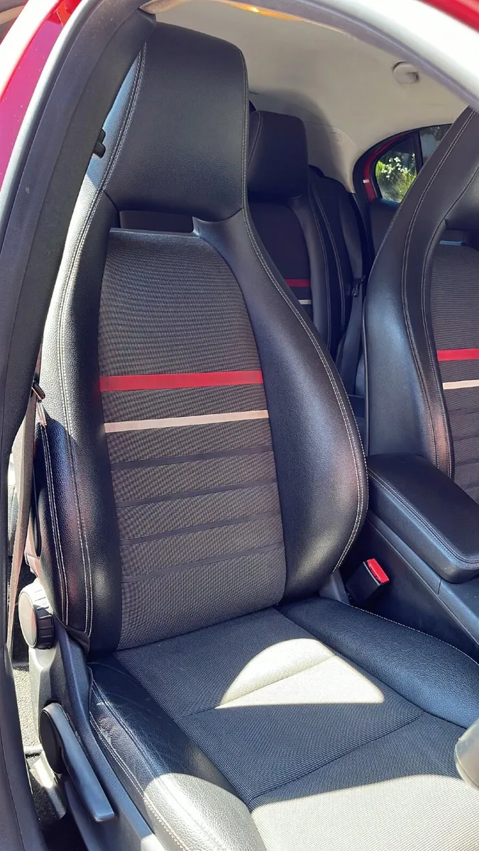 Mercedes-Benz A-Class 2013 - Image 4