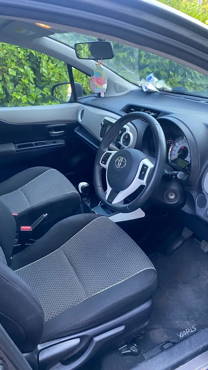 Toyota Yaris 2014 - Image 1