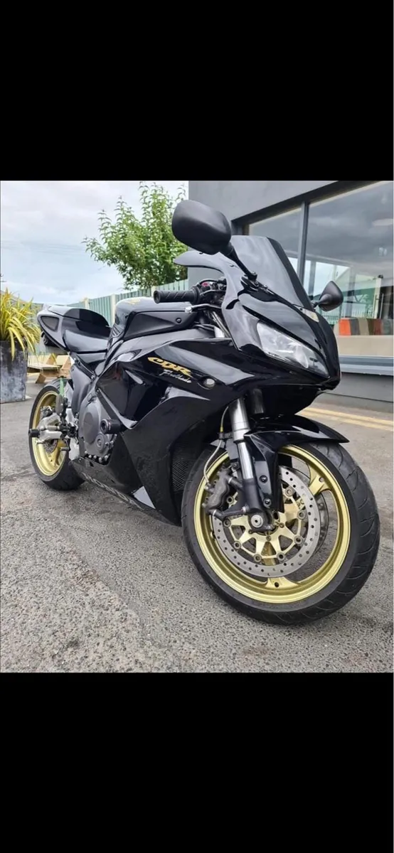 Honda Fireblade - Image 2