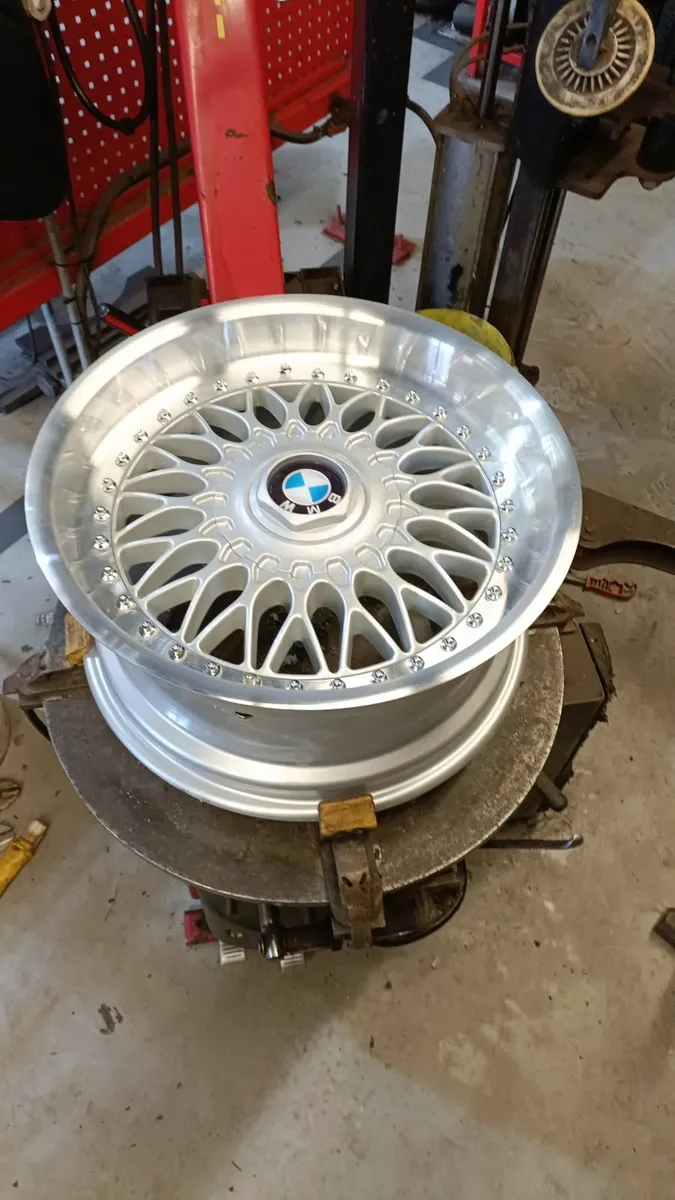 BBS Rc090 8jx17 5x120 ET20 - Image 1