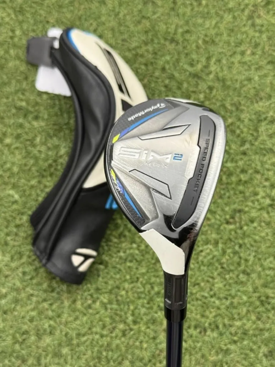 TAYLORMADE SIM 2 MAX HYBRID / #4 22° / STIFF - Image 2