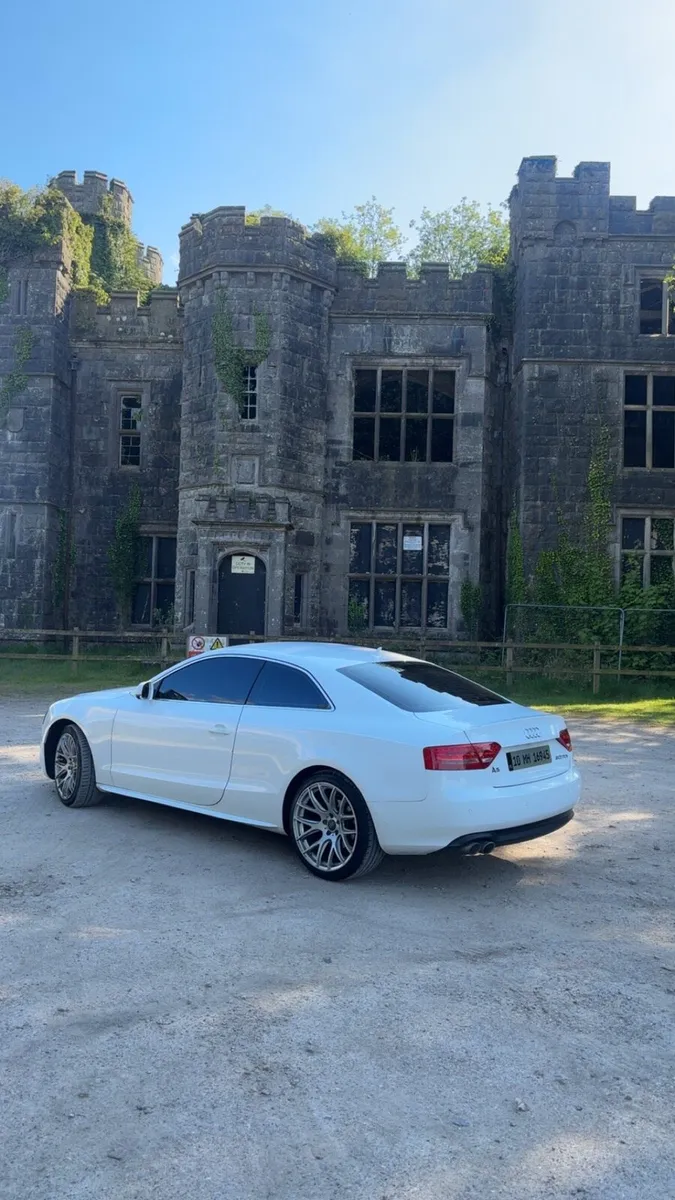 Audi A5 2.0 TDI 2010 Coupe - Image 4