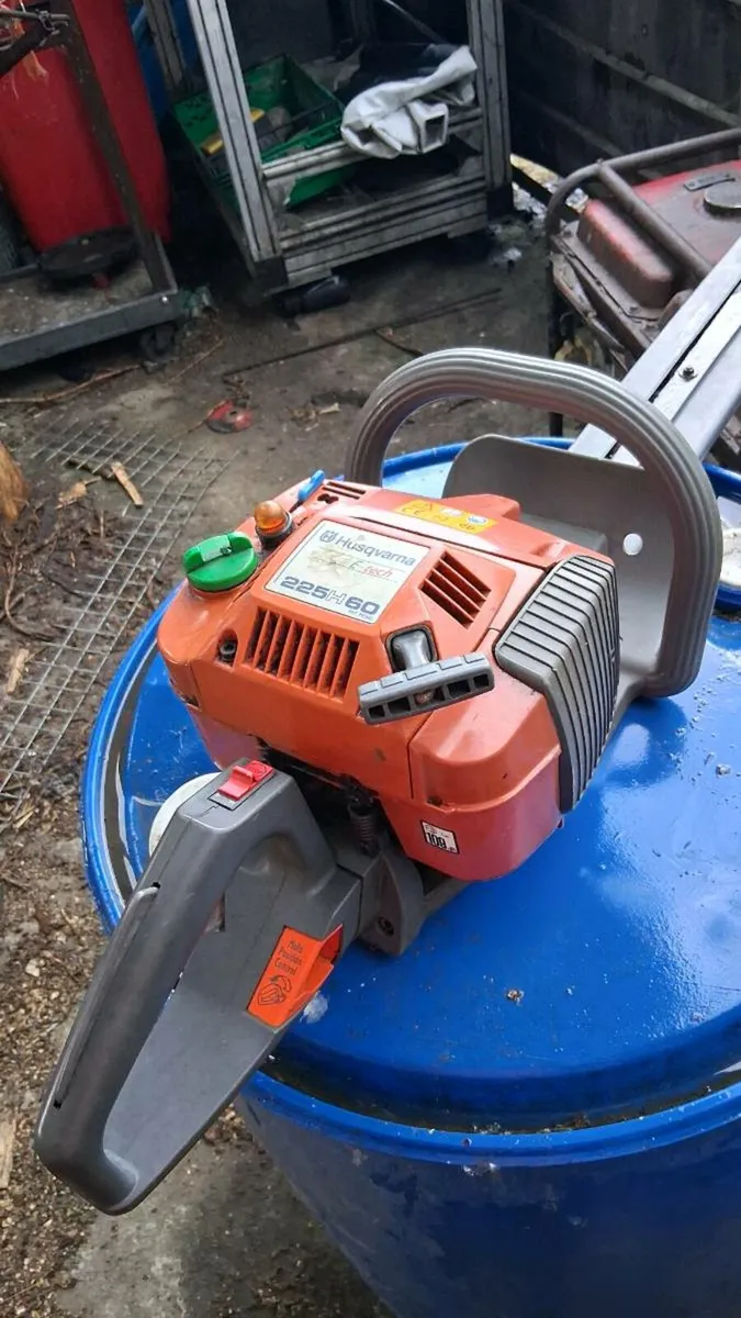 Hedge trimmer - Image 1
