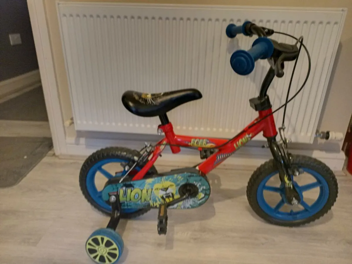 Kids lion bike size 12 inch wheels. - Image 2