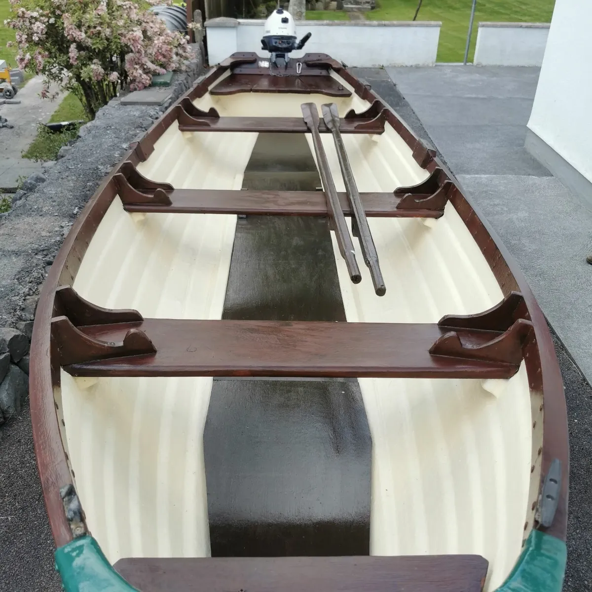 19Ft Fishing Boat & Yamaha 6 HP Engine & Trailer - Image 3