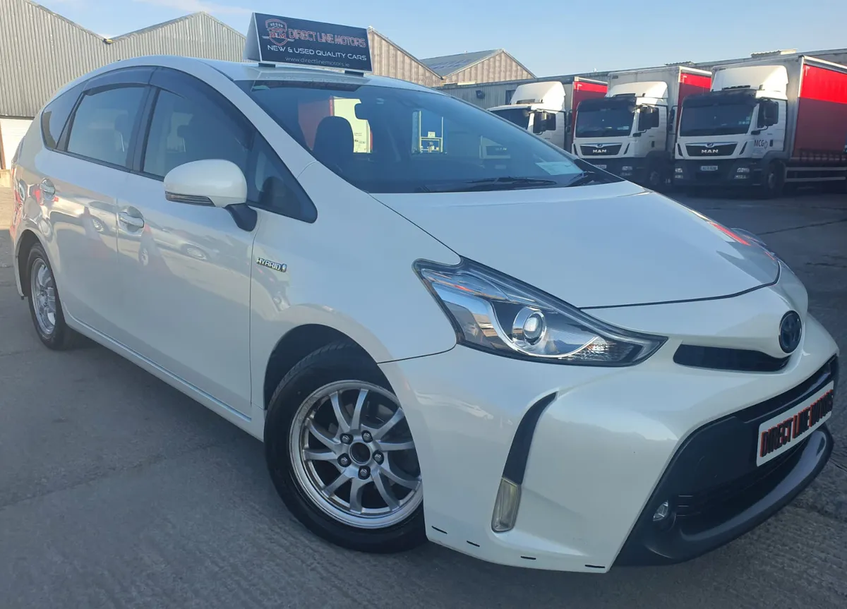 2015 Toyota Prius - Image 1
