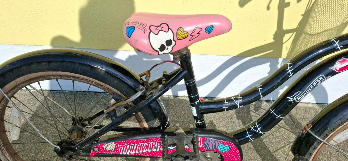 Children's Bicycle - Image 2