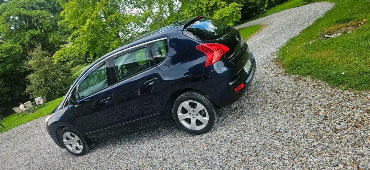 Peugeot 3008 - Image 2