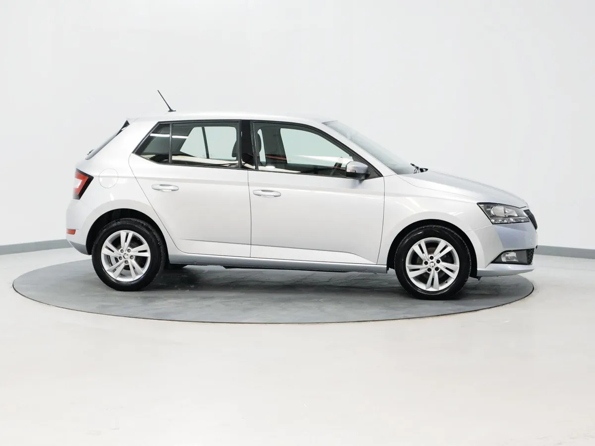 *119* 2021 Skoda Fabia 1.0 AMBITION - Image 3