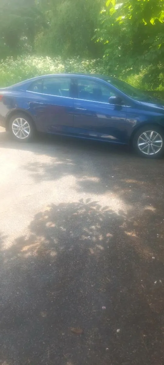 Car - Image 3