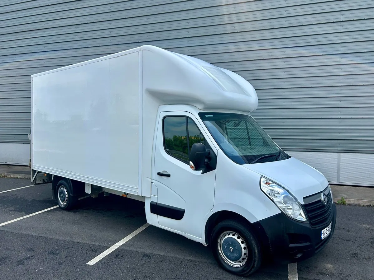 2016 Opel Movano Box Body with Tail Lift - Image 1