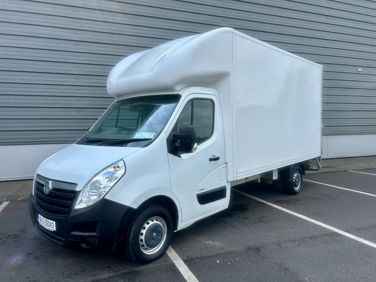 2016 Opel Movano Box Body with Tail Lift - Image 2