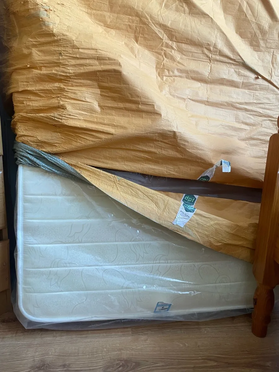 Single pine bed - Image 2
