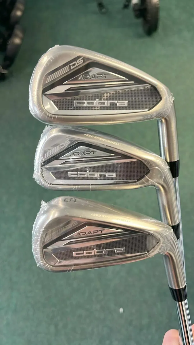NEW Cobra King Darkspeed 5-GW Stiff €989 Now €749 - Image 1