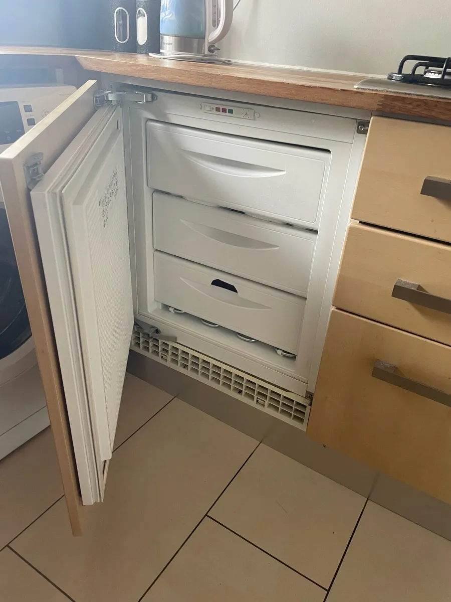 Integrated Freezer