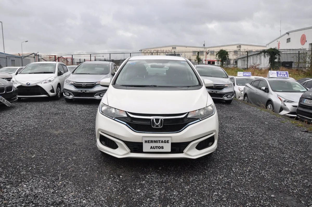 Honda Fit/Jzz 1.5 Hybrid 2018 - Image 2