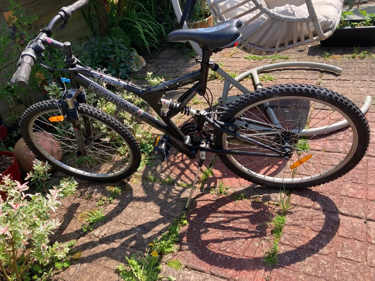 Cycling - Image 2