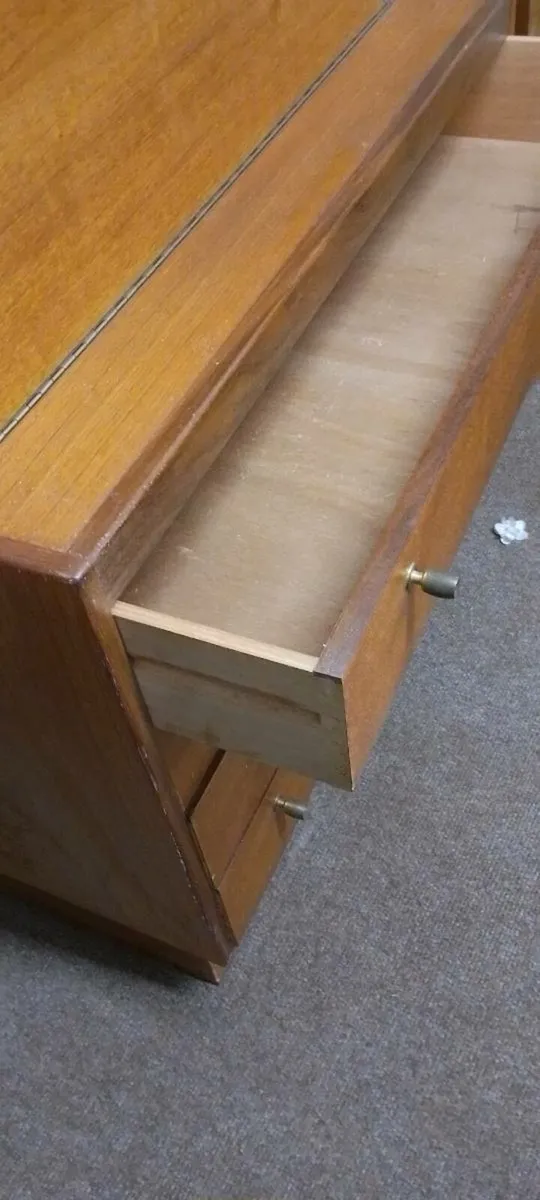 Original Tunbridge Mid Century Sideboard - Image 3