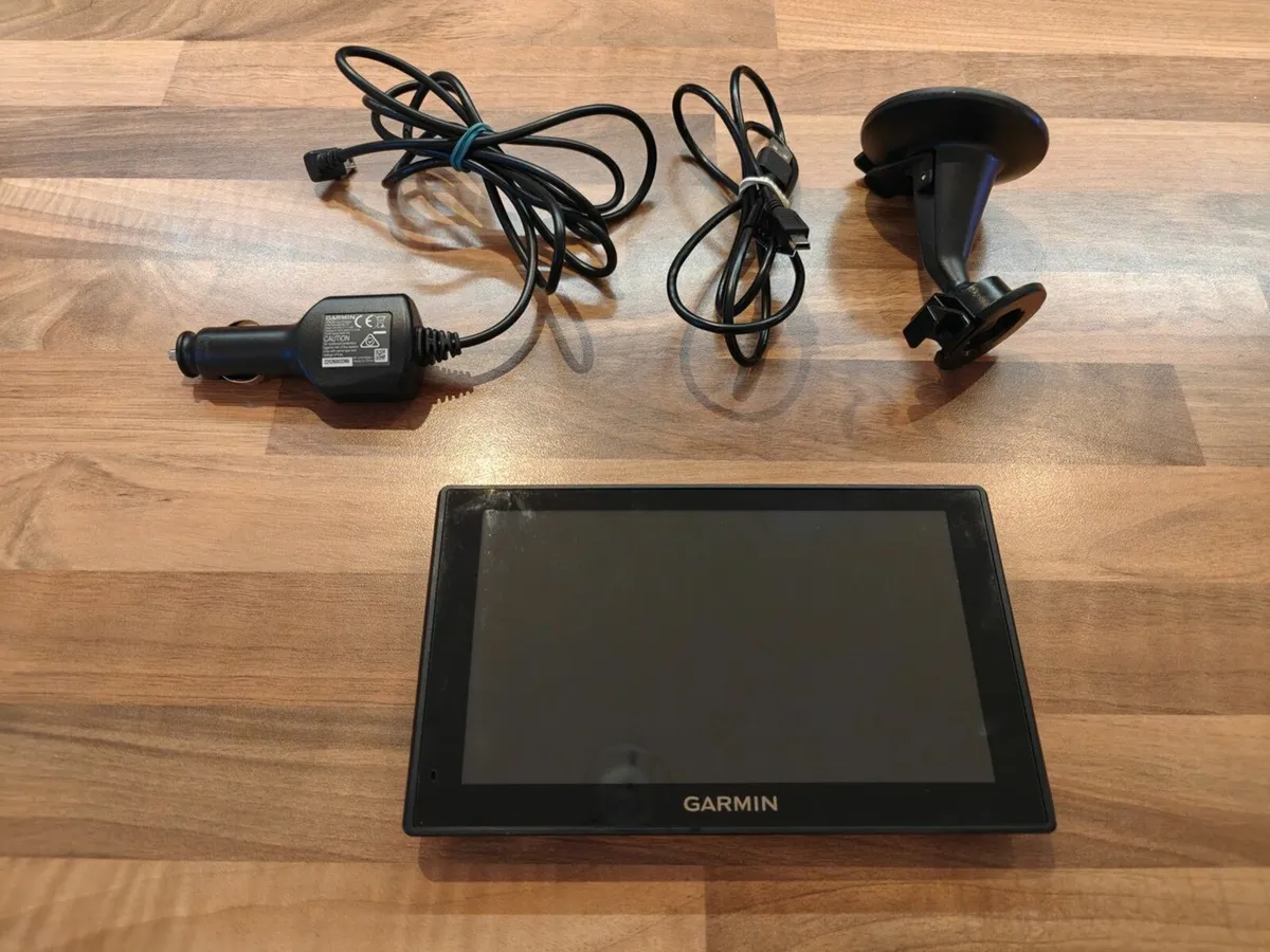 Garmin DriveSmart 70 sat nav - Full Europe 2025 - Image 2