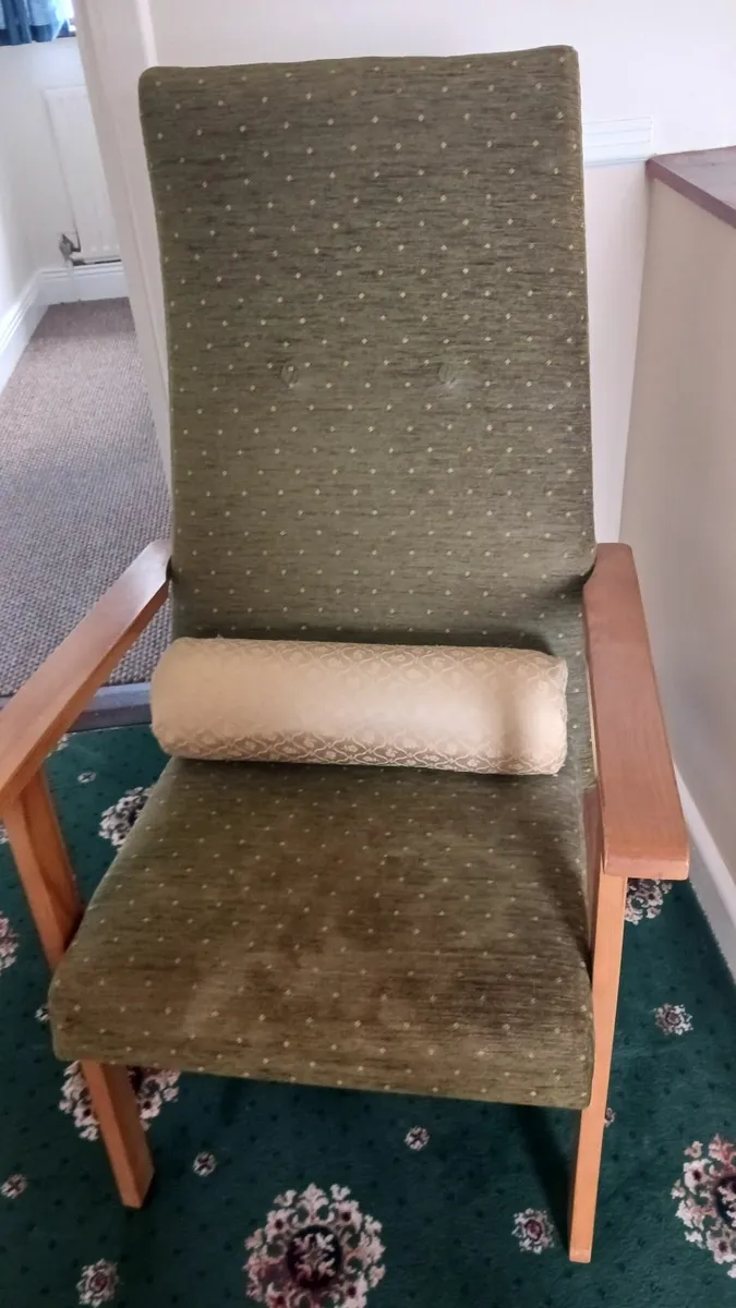 Orthopedic chair - Image 1