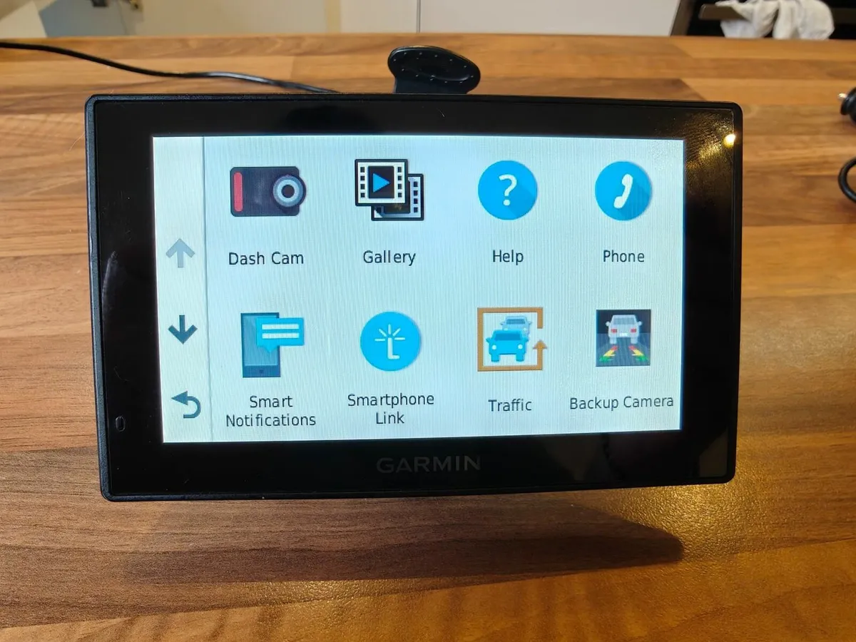 Garmin DriveAssist 50 sat nav with built-in Dashca - Image 4