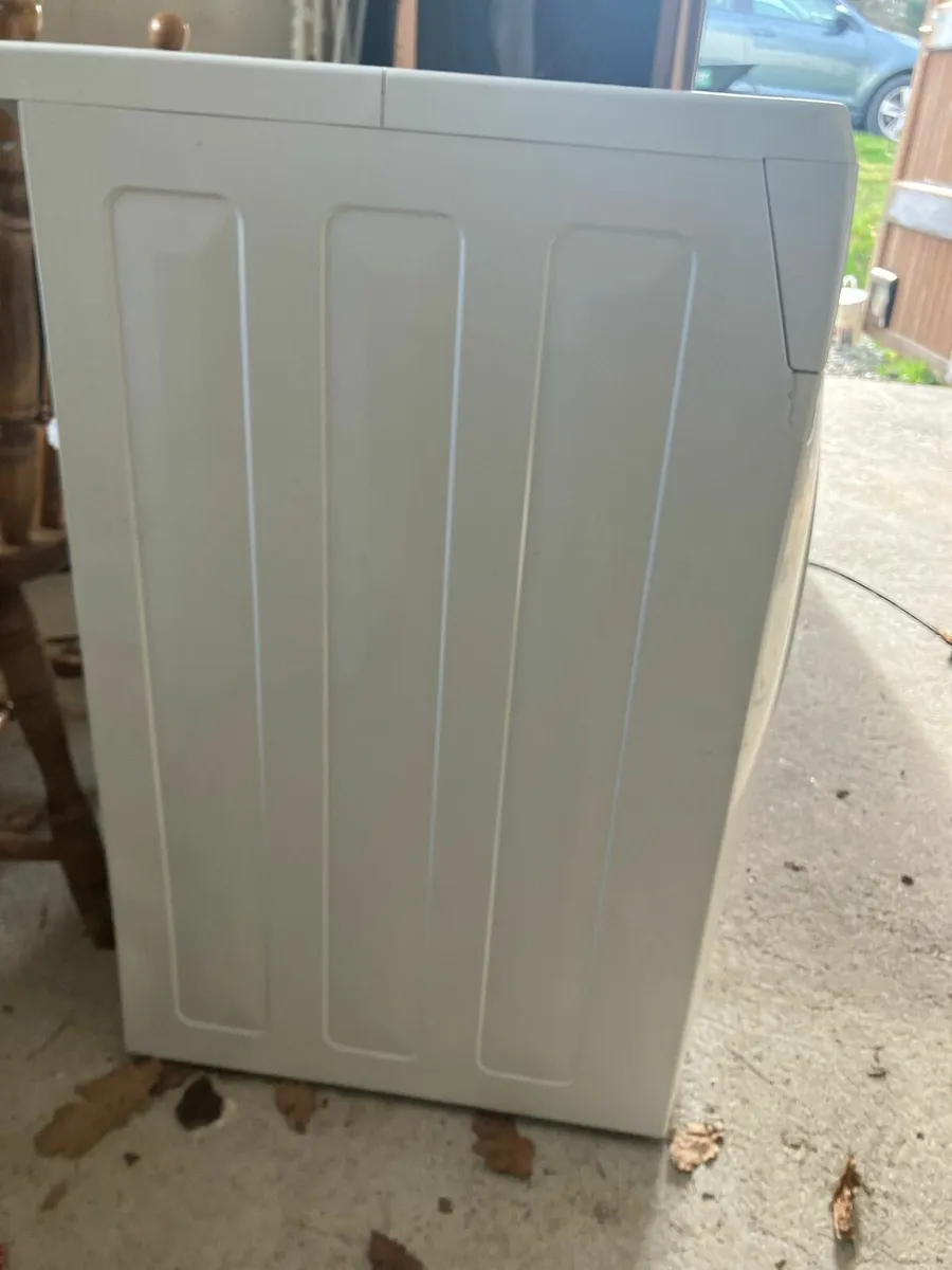 Washing machine  free to take away - Image 2