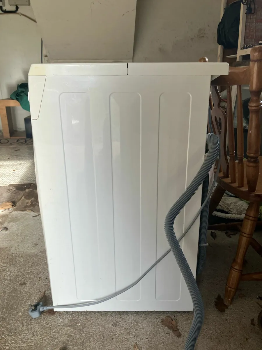 Washing machine  free to take away - Image 3