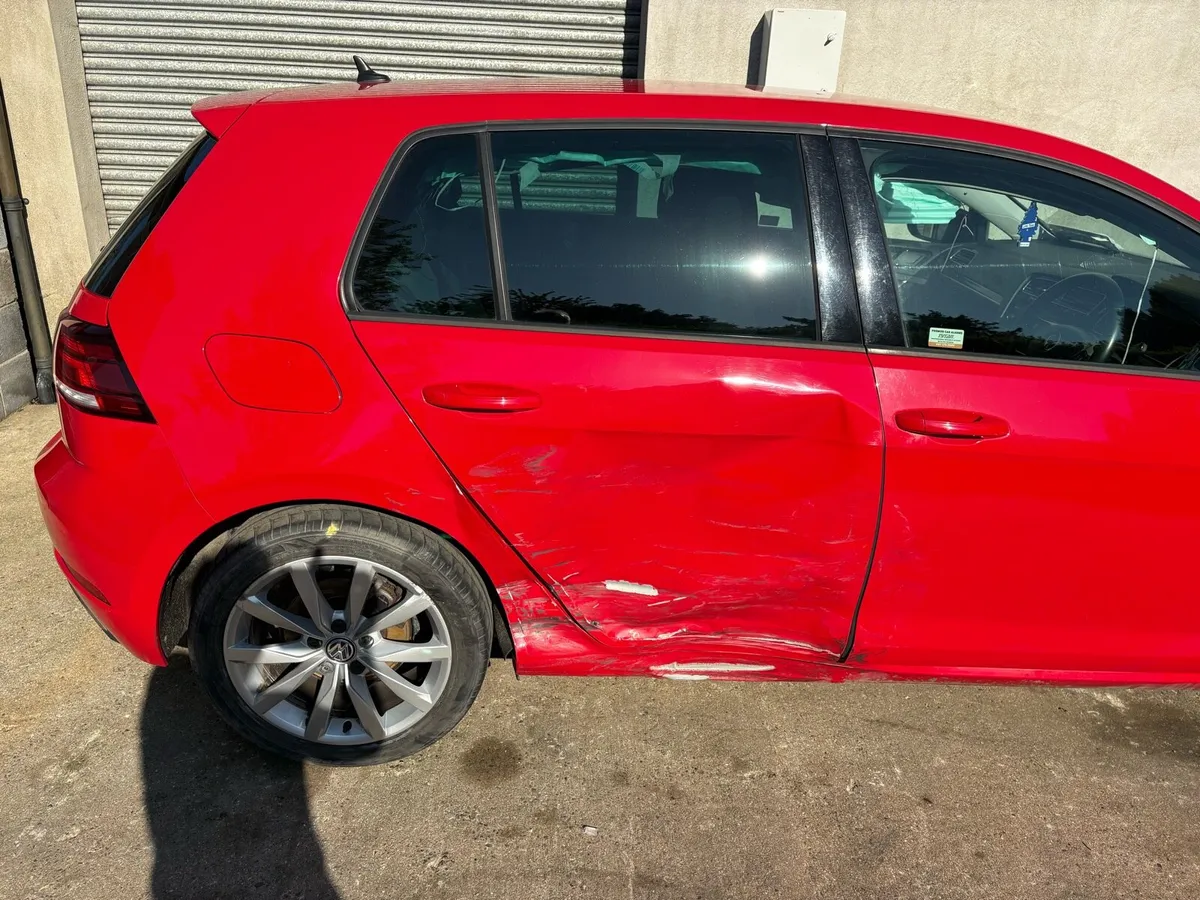 181 VW GOLF HIGHLINE !!LOW MILEAGE!! - Image 4