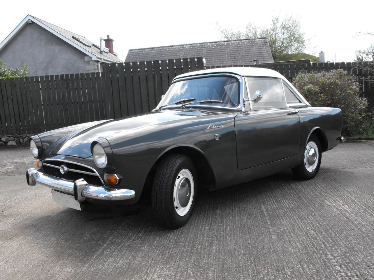 Classic car - Image 2