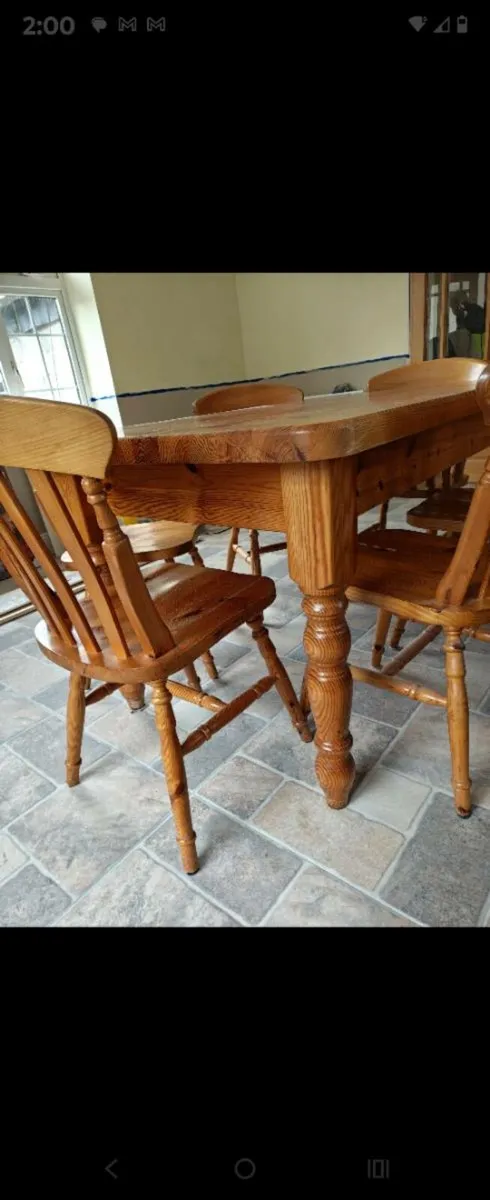 Suite of furniture and table and chairs - Image 3