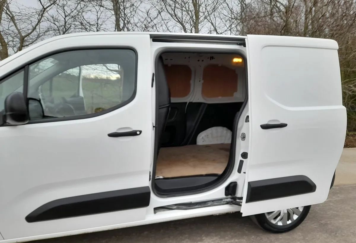 Peugeot Partner 2021 - Image 2