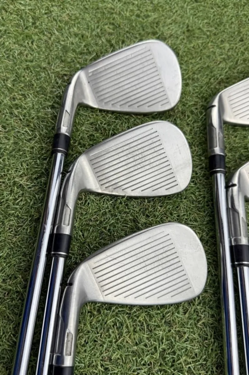 TAYLORMADE SIM 2 MAX IRONS / 5-PW / REGULAR - Image 4