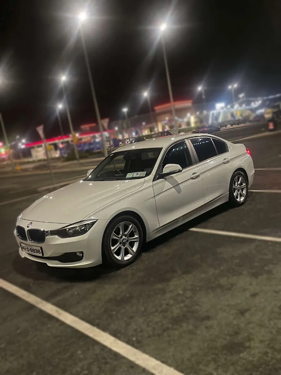 BMW 3-Series 2014 - Image 1