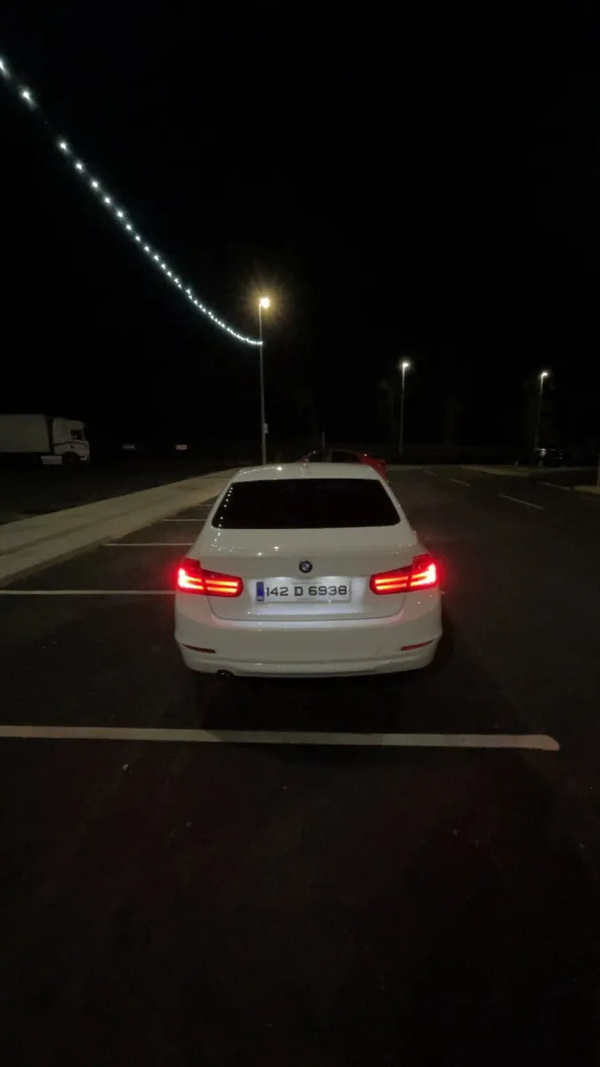 BMW 3-Series 2014 - Image 3