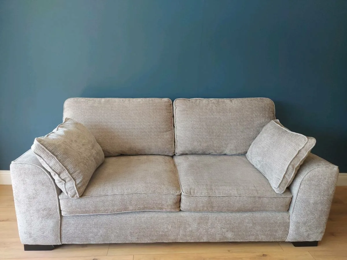 3 Seater Fabric Suite + 2 Armchairs - Image 2