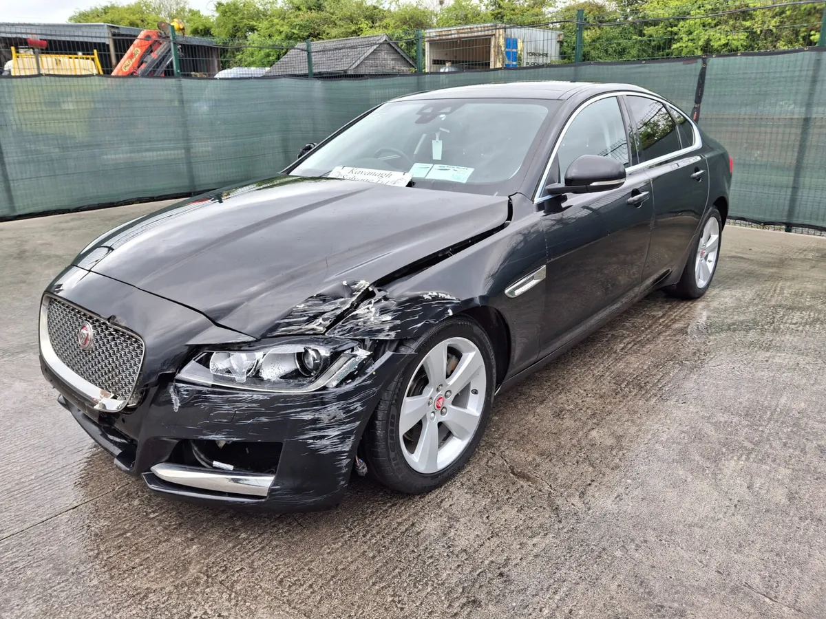 2017 Jaguar XF  Portfolio  121km 2.0 Diesel - Image 2