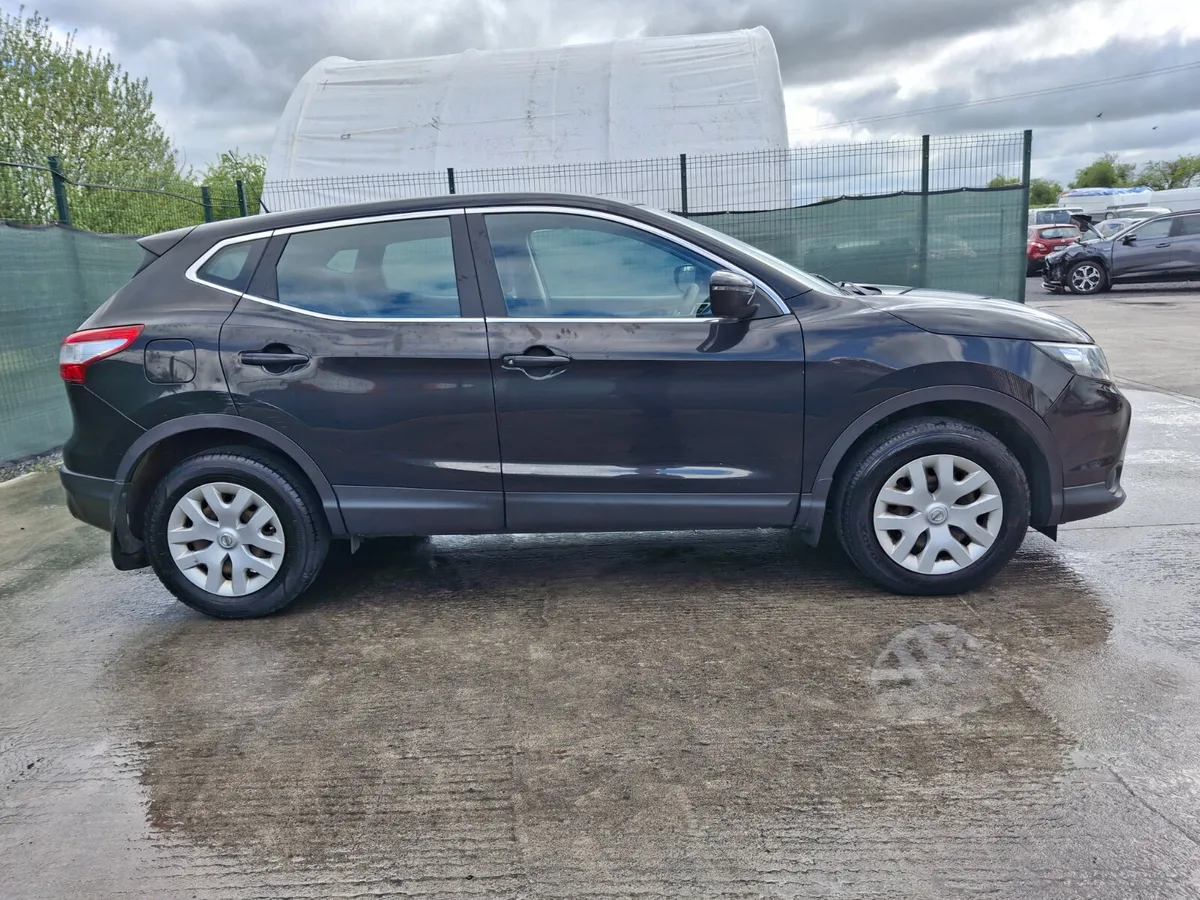 2015 Nissan Qashqai  1.5 Diesel - Image 3