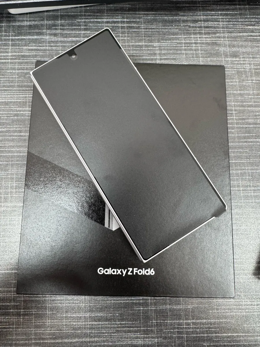 Galaxy z Fold 6 (256gb) - Image 4