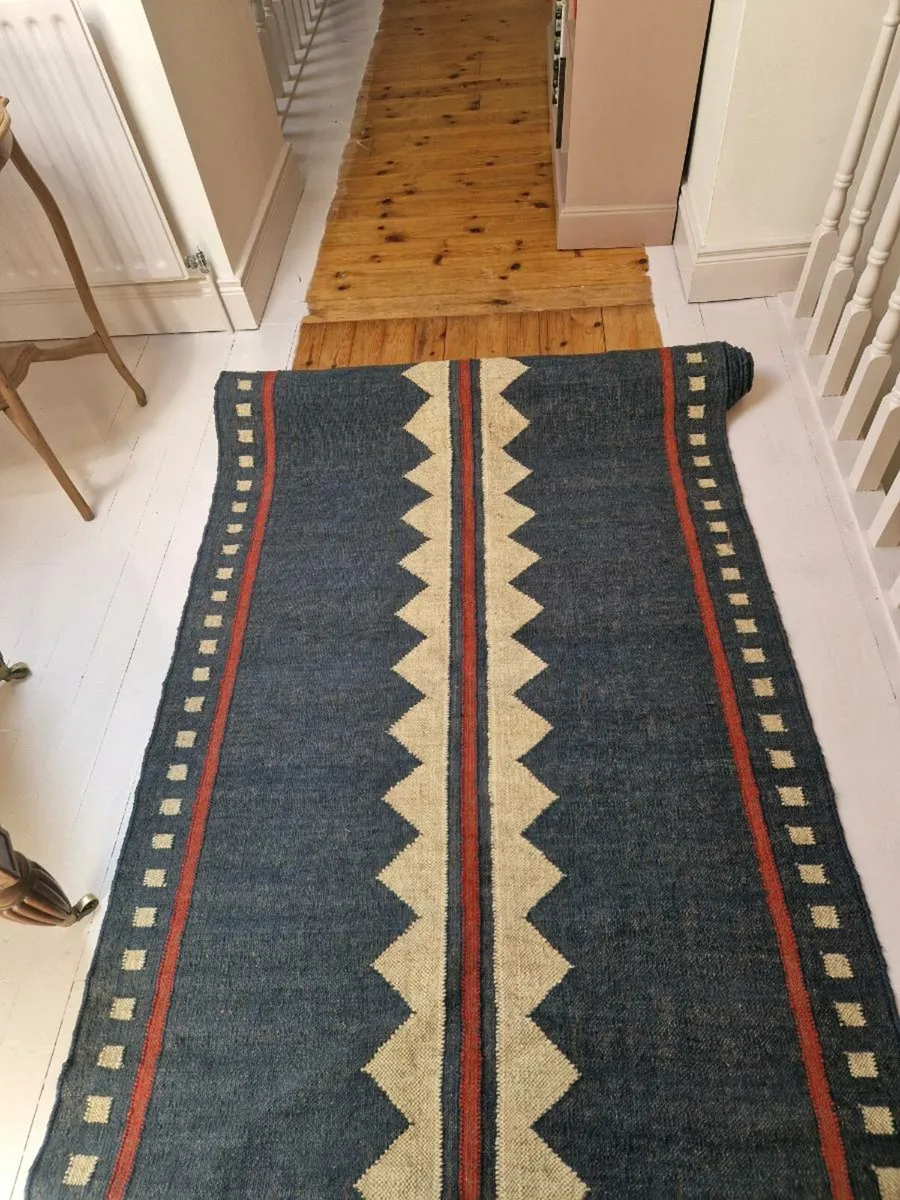 Hall runner - Image 1