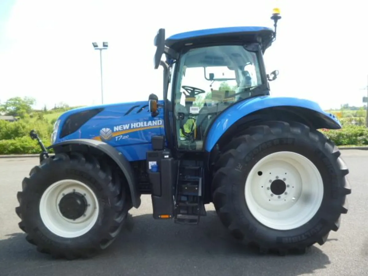 New Holland T7.210 Range C. - Image 1