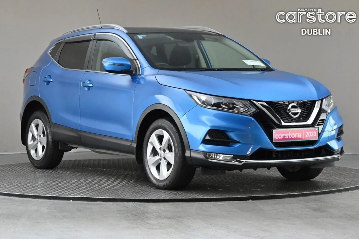 Nissan QASHQAI 1.3 PET SE 6spd  pan Roof reverse - Image 1